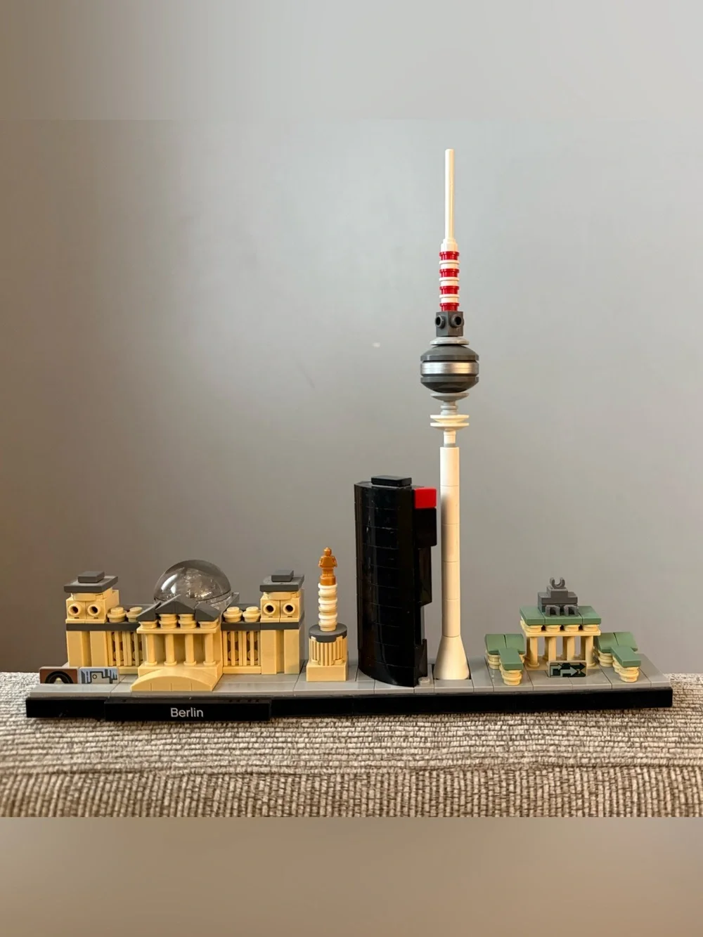 Lego Berlin Skyline Set 21027. Complete set with manual. No box